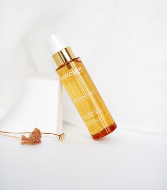 TRÉSOR DES MERS Beautifying Oil Face, Body, Hair